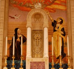 Elisha and Teresa reaching