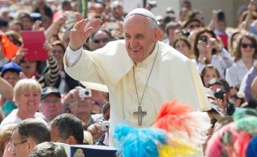 Pope Francis twitter detail